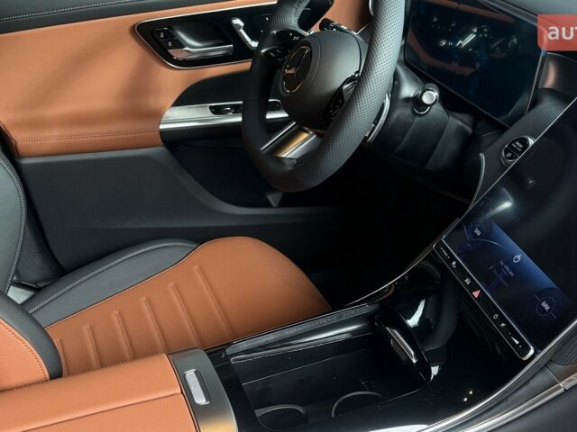 купити нове авто Мерседес ГЛЦ-Клас 2025 року від офіційного дилера Mercedes-Benz на Набережній Мерседес фото