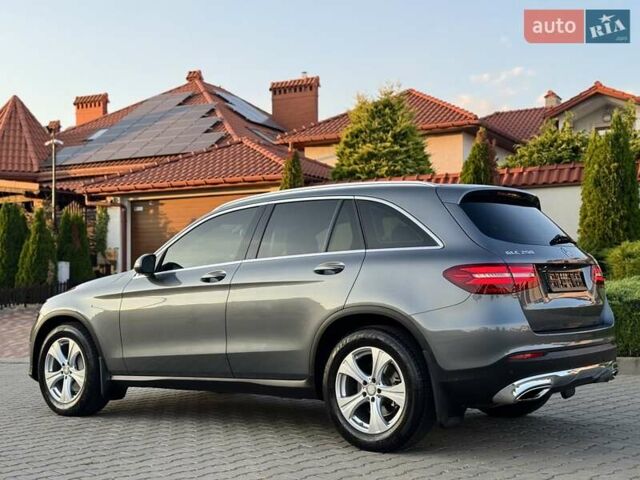 Сірий Мерседес ГЛЦ-Клас, об'ємом двигуна 1.99 л та пробігом 48 тис. км за 28999 $, фото 16 на Automoto.ua