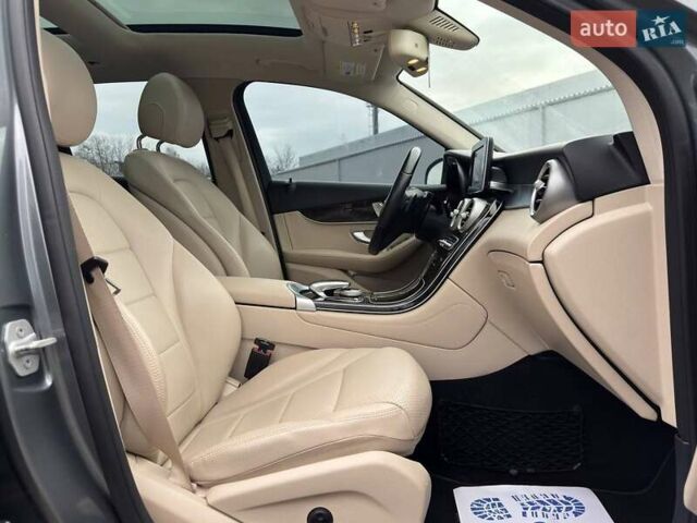 Сірий Мерседес ГЛЦ-Клас, об'ємом двигуна 1.99 л та пробігом 145 тис. км за 24900 $, фото 20 на Automoto.ua