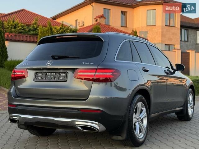 Сірий Мерседес ГЛЦ-Клас, об'ємом двигуна 1.99 л та пробігом 48 тис. км за 28999 $, фото 19 на Automoto.ua