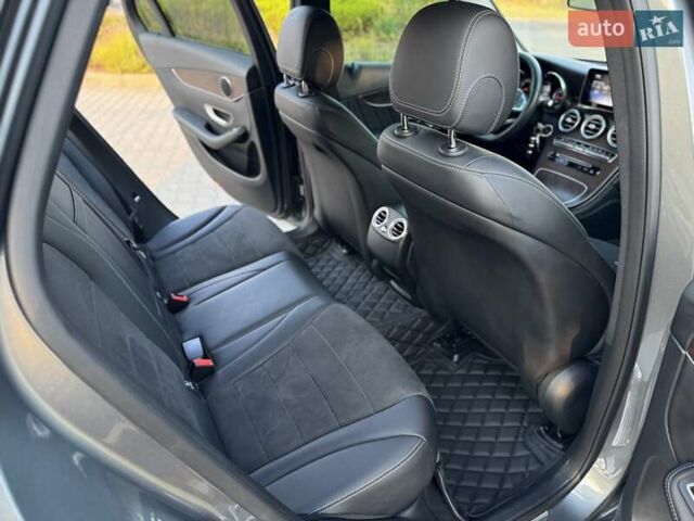 Сірий Мерседес ГЛЦ-Клас, об'ємом двигуна 1.99 л та пробігом 48 тис. км за 28999 $, фото 47 на Automoto.ua