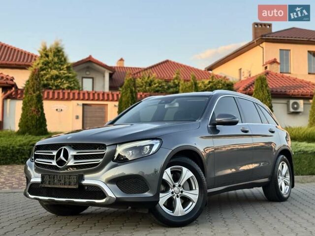 Сірий Мерседес ГЛЦ-Клас, об'ємом двигуна 1.99 л та пробігом 48 тис. км за 28999 $, фото 10 на Automoto.ua