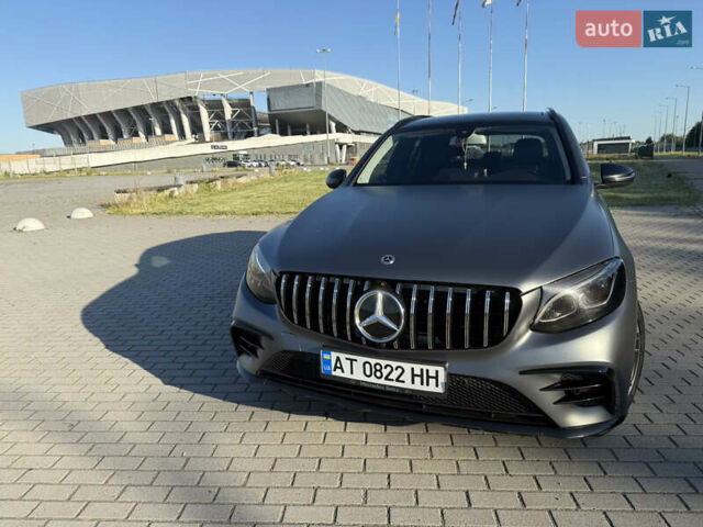 Серый Мерседес ГЛЦ-Класс, объемом двигателя 1.99 л и пробегом 147 тыс. км за 21500 $, фото 3 на Automoto.ua