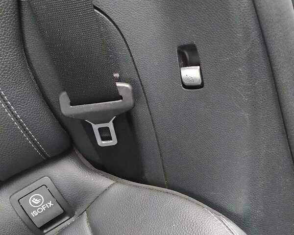 Сірий Мерседес ГЛЦ-Клас, об'ємом двигуна 1.99 л та пробігом 125 тис. км за 20499 $, фото 49 на Automoto.ua