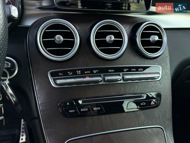 Сірий Мерседес ГЛЦ-Клас, об'ємом двигуна 1.99 л та пробігом 48 тис. км за 28999 $, фото 29 на Automoto.ua