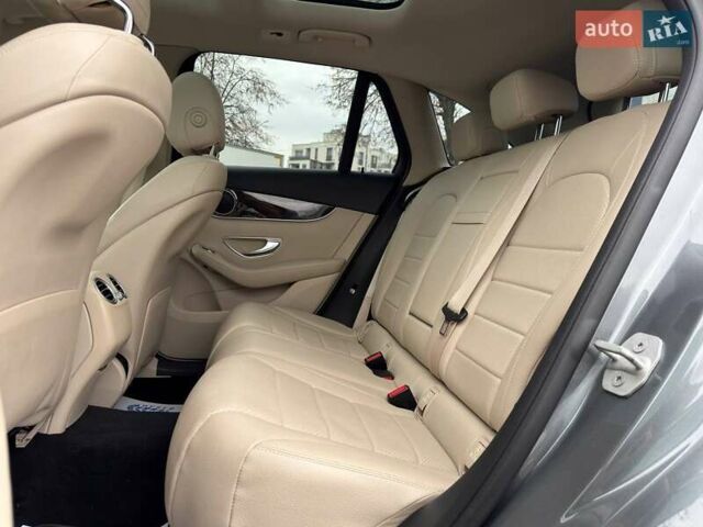 Сірий Мерседес ГЛЦ-Клас, об'ємом двигуна 1.99 л та пробігом 145 тис. км за 24900 $, фото 17 на Automoto.ua