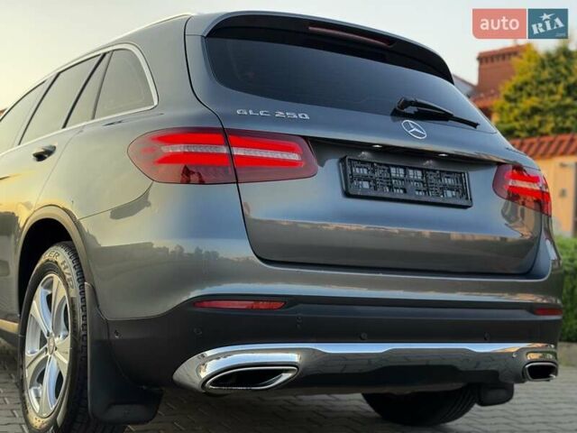Сірий Мерседес ГЛЦ-Клас, об'ємом двигуна 1.99 л та пробігом 48 тис. км за 28999 $, фото 14 на Automoto.ua