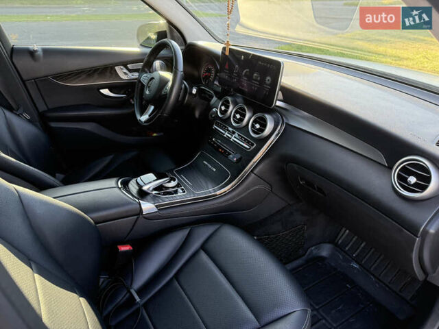 Серый Мерседес ГЛЦ-Класс, объемом двигателя 1.99 л и пробегом 147 тыс. км за 21500 $, фото 16 на Automoto.ua