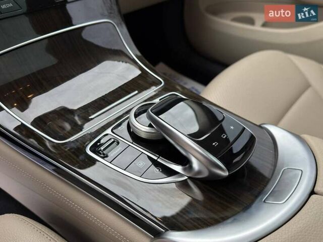 Сірий Мерседес ГЛЦ-Клас, об'ємом двигуна 1.99 л та пробігом 145 тис. км за 24900 $, фото 16 на Automoto.ua