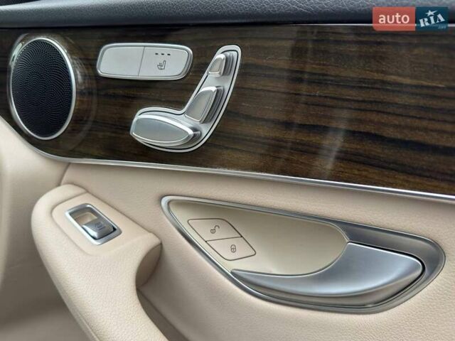 Сірий Мерседес ГЛЦ-Клас, об'ємом двигуна 1.99 л та пробігом 145 тис. км за 24900 $, фото 21 на Automoto.ua