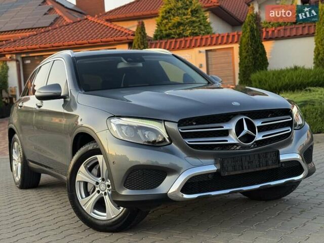 Сірий Мерседес ГЛЦ-Клас, об'ємом двигуна 1.99 л та пробігом 48 тис. км за 28999 $, фото 1 на Automoto.ua
