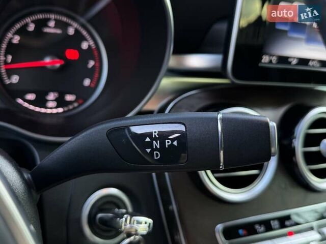 Сірий Мерседес ГЛЦ-Клас, об'ємом двигуна 1.99 л та пробігом 48 тис. км за 28999 $, фото 26 на Automoto.ua