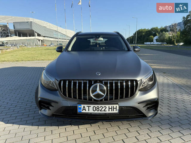 Серый Мерседес ГЛЦ-Класс, объемом двигателя 1.99 л и пробегом 147 тыс. км за 21500 $, фото 2 на Automoto.ua