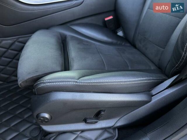 Сірий Мерседес ГЛЦ-Клас, об'ємом двигуна 1.99 л та пробігом 48 тис. км за 28999 $, фото 36 на Automoto.ua