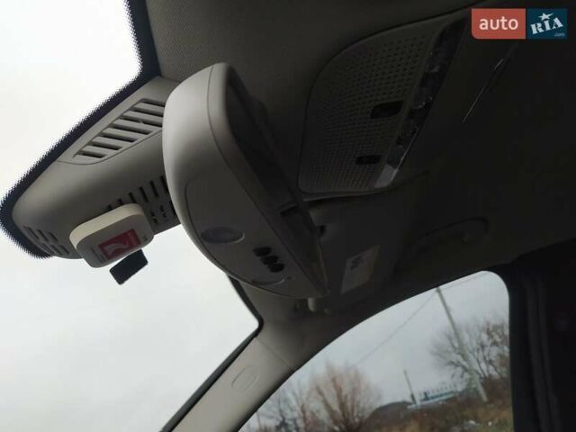 Сірий Мерседес ГЛЦ-Клас, об'ємом двигуна 1.99 л та пробігом 125 тис. км за 20499 $, фото 30 на Automoto.ua