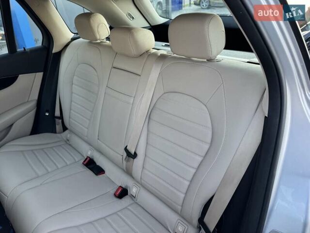 Сірий Мерседес ГЛЦ-Клас, об'ємом двигуна 2.2 л та пробігом 186 тис. км за 26900 $, фото 4 на Automoto.ua