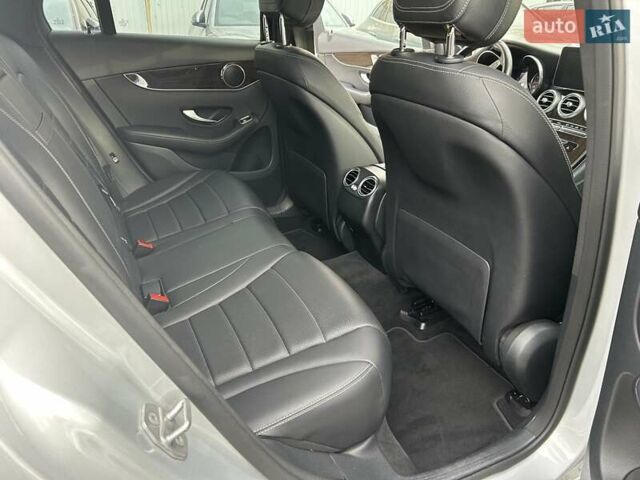 Сірий Мерседес ГЛЦ-Клас, об'ємом двигуна 1.99 л та пробігом 75 тис. км за 24900 $, фото 21 на Automoto.ua
