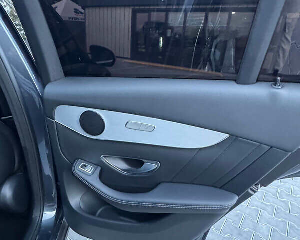 Серый Мерседес ГЛЦ-Класс, объемом двигателя 2.2 л и пробегом 220 тыс. км за 28200 $, фото 22 на Automoto.ua