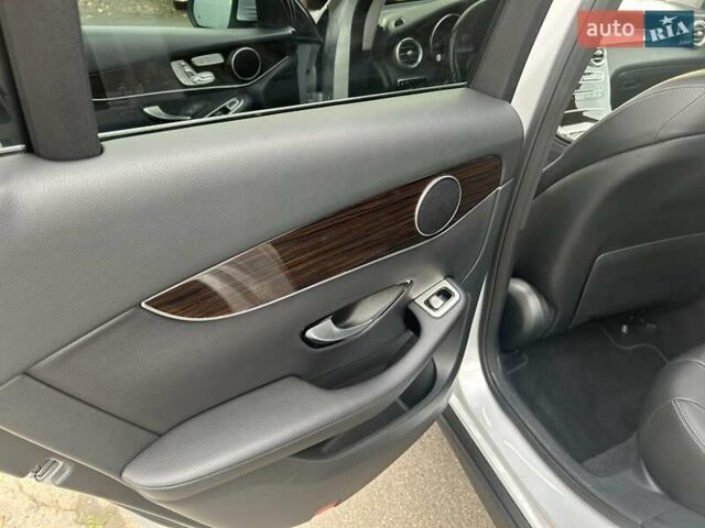 Сірий Мерседес ГЛЦ-Клас, об'ємом двигуна 1.99 л та пробігом 75 тис. км за 24900 $, фото 26 на Automoto.ua