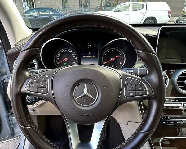 Серый Мерседес ГЛЦ-Класс, объемом двигателя 1.99 л и пробегом 93 тыс. км за 20600 $, фото 4 на Automoto.ua