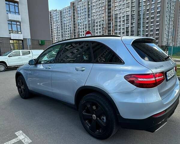 Серый Мерседес ГЛЦ-Класс, объемом двигателя 1.99 л и пробегом 93 тыс. км за 20600 $, фото 2 на Automoto.ua