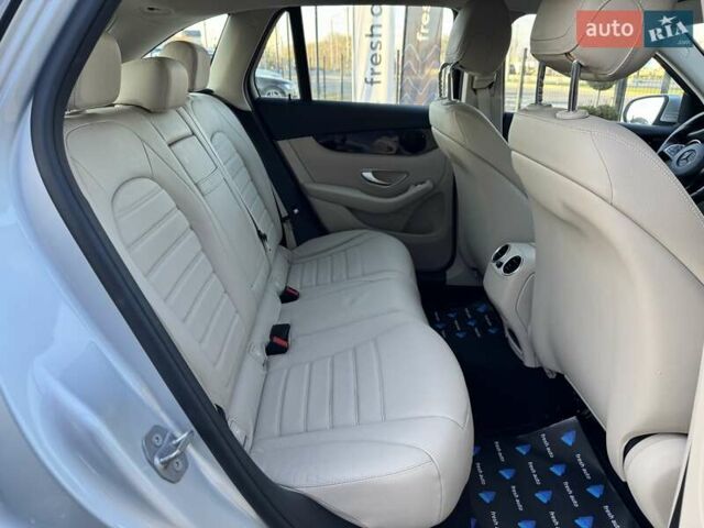 Сірий Мерседес ГЛЦ-Клас, об'ємом двигуна 2.2 л та пробігом 186 тис. км за 26900 $, фото 29 на Automoto.ua