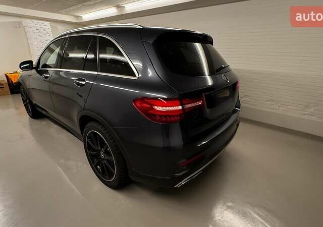 Серый Мерседес ГЛЦ-Класс, объемом двигателя 2 л и пробегом 120 тыс. км за 25500 $, фото 1 на Automoto.ua