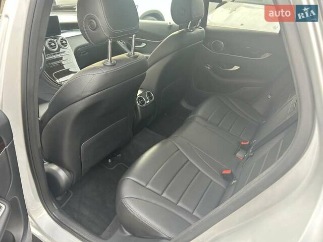 Сірий Мерседес ГЛЦ-Клас, об'ємом двигуна 1.99 л та пробігом 75 тис. км за 24900 $, фото 27 на Automoto.ua