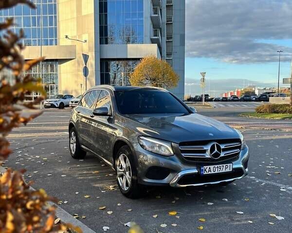 Серый Мерседес ГЛЦ-Класс, объемом двигателя 2.14 л и пробегом 87 тыс. км за 29990 $, фото 4 на Automoto.ua