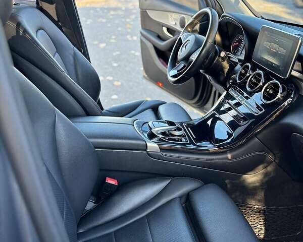 Серый Мерседес ГЛЦ-Класс, объемом двигателя 2.14 л и пробегом 87 тыс. км за 29990 $, фото 32 на Automoto.ua