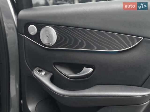 Серый Мерседес ГЛЦ-Класс, объемом двигателя 1.99 л и пробегом 140 тыс. км за 37900 $, фото 10 на Automoto.ua