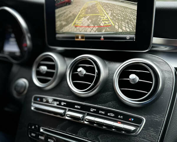 Сірий Мерседес ГЛЦ-Клас, об'ємом двигуна 1.99 л та пробігом 119 тис. км за 31399 $, фото 14 на Automoto.ua