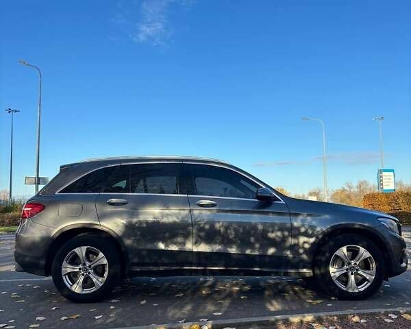 Серый Мерседес ГЛЦ-Класс, объемом двигателя 2.14 л и пробегом 87 тыс. км за 29990 $, фото 18 на Automoto.ua