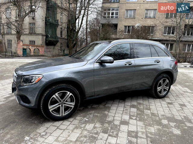 Сірий Мерседес ГЛЦ-Клас, об'ємом двигуна 1.99 л та пробігом 119 тис. км за 31399 $, фото 2 на Automoto.ua
