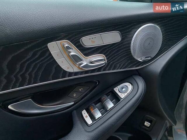 Серый Мерседес ГЛЦ-Класс, объемом двигателя 1.99 л и пробегом 123 тыс. км за 24500 $, фото 11 на Automoto.ua