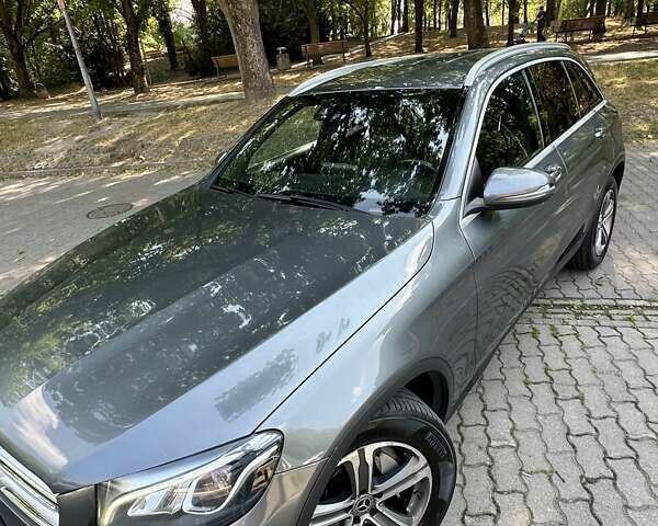 Сірий Мерседес ГЛЦ-Клас, об'ємом двигуна 2.14 л та пробігом 187 тис. км за 33500 $, фото 1 на Automoto.ua