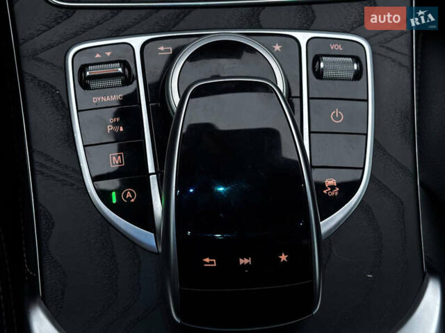 Серый Мерседес ГЛЦ-Класс, объемом двигателя 1.99 л и пробегом 140 тыс. км за 37900 $, фото 26 на Automoto.ua