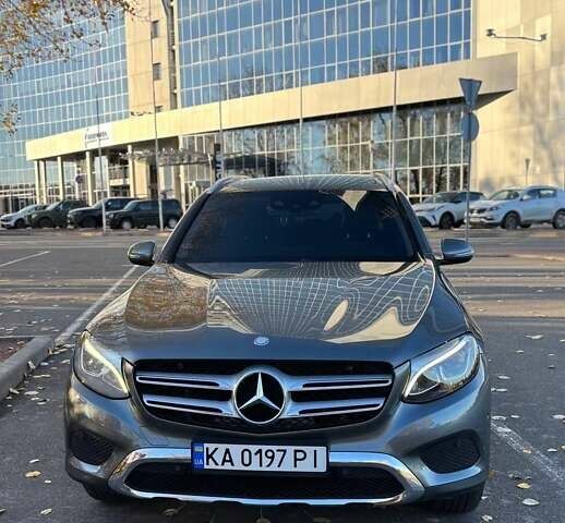 Серый Мерседес ГЛЦ-Класс, объемом двигателя 2.14 л и пробегом 87 тыс. км за 29990 $, фото 1 на Automoto.ua