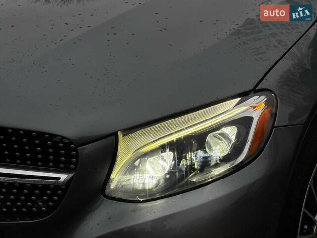 Серый Мерседес ГЛЦ-Класс, объемом двигателя 1.99 л и пробегом 140 тыс. км за 37900 $, фото 4 на Automoto.ua