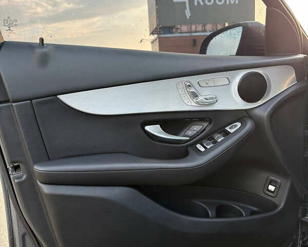 Серый Мерседес ГЛЦ-Класс, объемом двигателя 2.1 л и пробегом 87 тыс. км за 29499 $, фото 18 на Automoto.ua