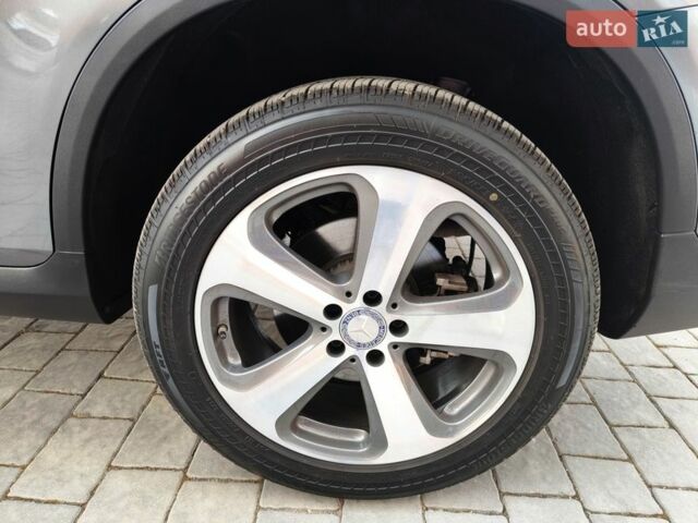 Сірий Мерседес ГЛЦ-Клас, об'ємом двигуна 2 л та пробігом 129 тис. км за 20700 $, фото 19 на Automoto.ua