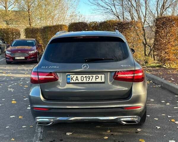 Серый Мерседес ГЛЦ-Класс, объемом двигателя 2.14 л и пробегом 87 тыс. км за 29990 $, фото 10 на Automoto.ua