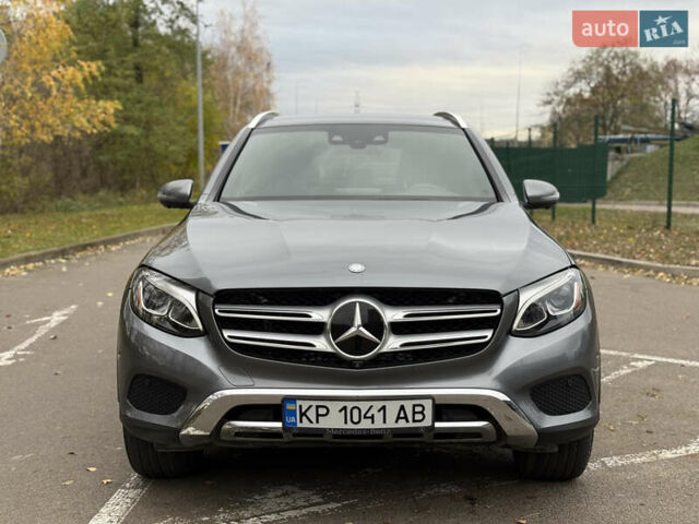 Сірий Мерседес ГЛЦ-Клас, об'ємом двигуна 2 л та пробігом 103 тис. км за 29900 $, фото 1 на Automoto.ua