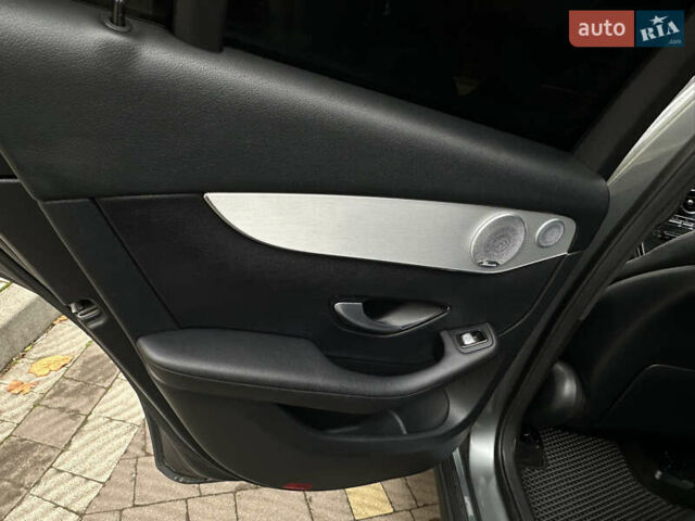 Сірий Мерседес ГЛЦ-Клас, об'ємом двигуна 1.99 л та пробігом 94 тис. км за 28800 $, фото 113 на Automoto.ua