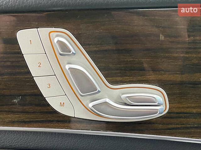 Серый Мерседес ГЛЦ-Класс, объемом двигателя 2 л и пробегом 159 тыс. км за 33450 $, фото 25 на Automoto.ua