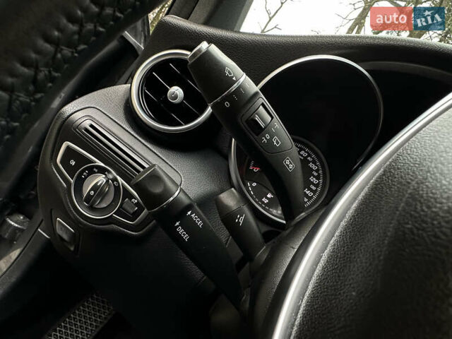 Сірий Мерседес ГЛЦ-Клас, об'ємом двигуна 1.99 л та пробігом 94 тис. км за 28800 $, фото 111 на Automoto.ua