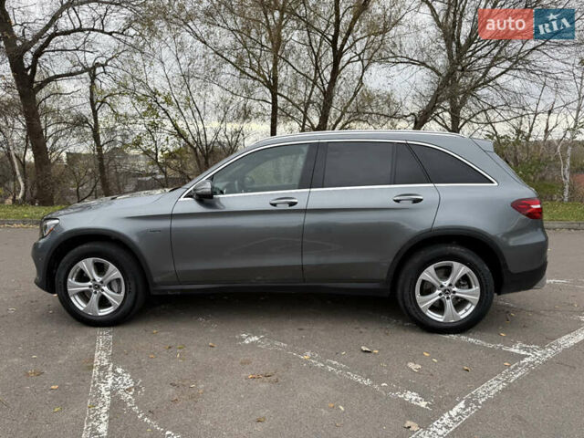 Сірий Мерседес ГЛЦ-Клас, об'ємом двигуна 2 л та пробігом 103 тис. км за 29900 $, фото 6 на Automoto.ua