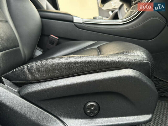 Сірий Мерседес ГЛЦ-Клас, об'ємом двигуна 1.99 л та пробігом 94 тис. км за 28800 $, фото 102 на Automoto.ua