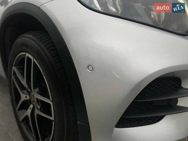 Серый Мерседес ГЛЦ-Класс, объемом двигателя 1.99 л и пробегом 91 тыс. км за 29990 $, фото 7 на Automoto.ua