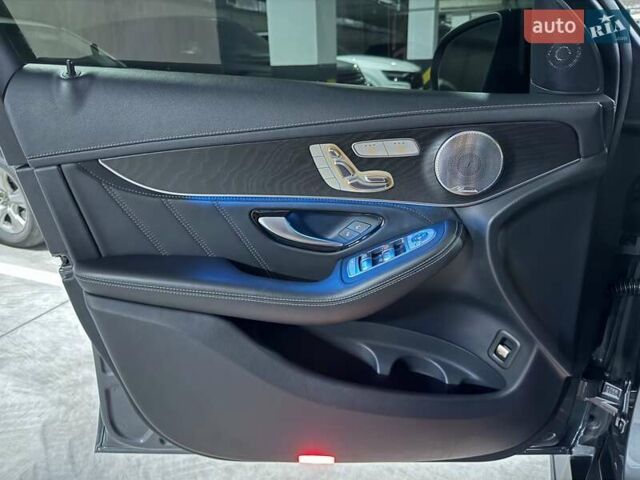 Мерседес ГЛЦ-Клас 2018 у Дніпро (Дніпропетровську) на Automoto.ua Сірий Мерседес ГЛЦ-Клас, об'ємом двигуна 4 л та пробігом 76 тис. км за 47500 $, фото 19 на Automoto.ua